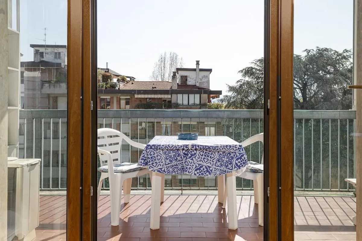 Sadio Artemio Franchi Shine Apartment With Terrace Florence 0*,